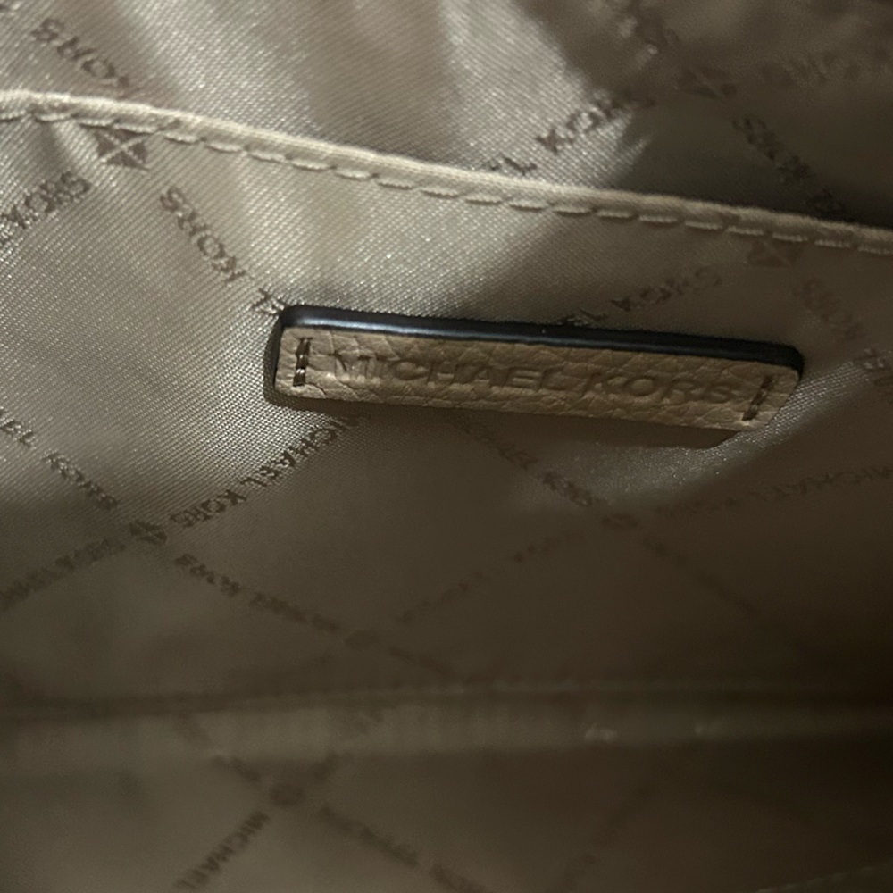 Michael Kors Beige Wristlet with Gold Accents - Picture 10 of 11